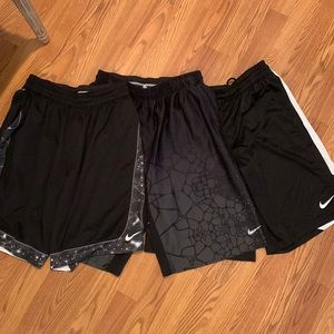 Nike Mens basketball shorts bundle, size L